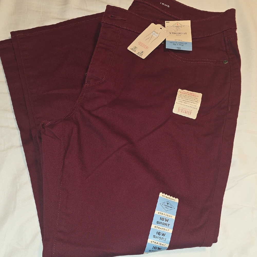 Woman's Burgundy Jean